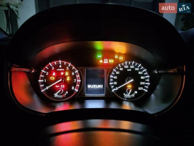 Серый Сузуки Витара, объемом двигателя 1.59 л и пробегом 147 тыс. км за 14444 $, фото 54 на Automoto.ua