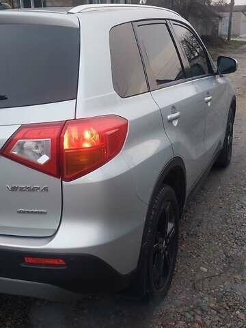 Серый Сузуки Витара, объемом двигателя 1.37 л и пробегом 90 тыс. км за 16100 $, фото 17 на Automoto.ua