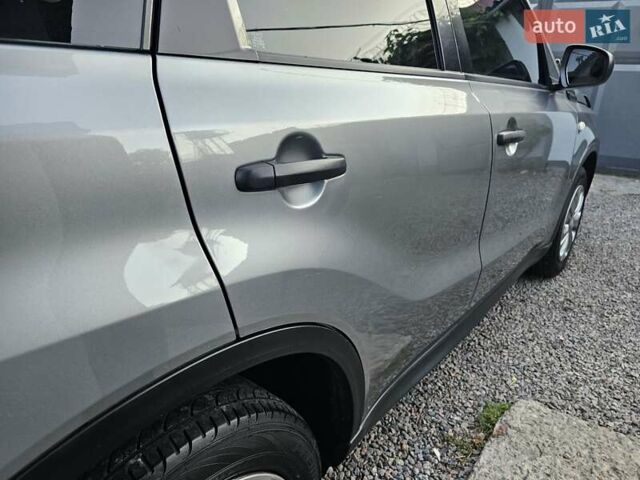 Серый Сузуки Витара, объемом двигателя 1.59 л и пробегом 147 тыс. км за 14444 $, фото 12 на Automoto.ua