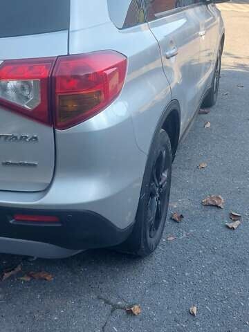 Серый Сузуки Витара, объемом двигателя 1.37 л и пробегом 90 тыс. км за 16100 $, фото 5 на Automoto.ua