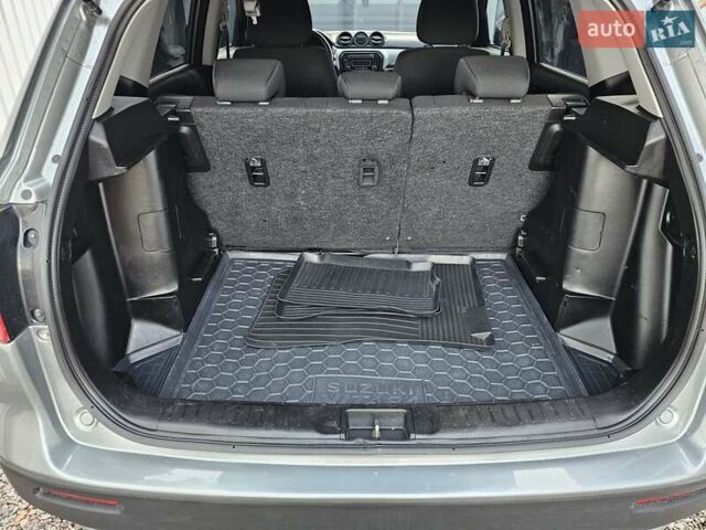 Серый Сузуки Витара, объемом двигателя 1.59 л и пробегом 147 тыс. км за 14444 $, фото 16 на Automoto.ua