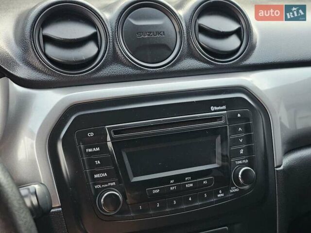 Серый Сузуки Витара, объемом двигателя 1.59 л и пробегом 147 тыс. км за 14444 $, фото 37 на Automoto.ua