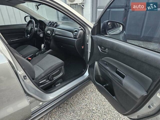 Серый Сузуки Витара, объемом двигателя 1.59 л и пробегом 147 тыс. км за 14444 $, фото 26 на Automoto.ua
