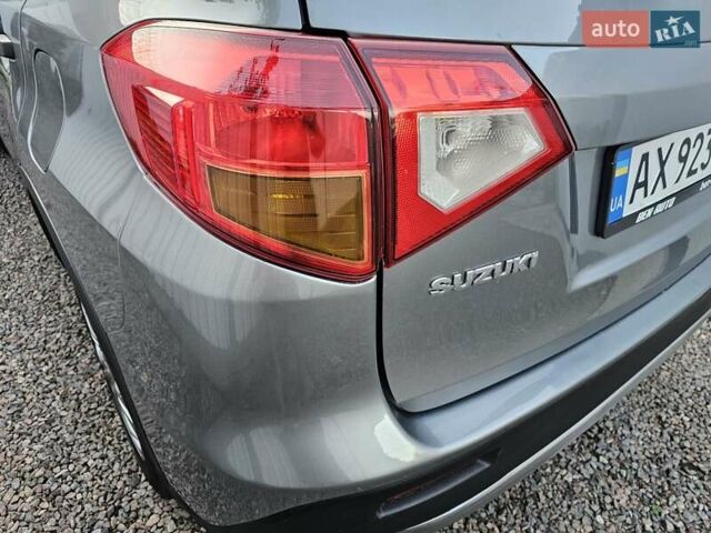 Серый Сузуки Витара, объемом двигателя 1.59 л и пробегом 147 тыс. км за 14444 $, фото 10 на Automoto.ua