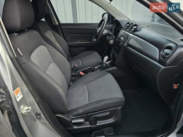 Серый Сузуки Витара, объемом двигателя 1.59 л и пробегом 147 тыс. км за 14444 $, фото 27 на Automoto.ua