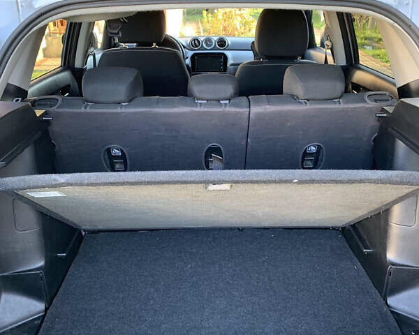 Сірий Сузукі Вітара, об'ємом двигуна 1.59 л та пробігом 117 тис. км за 15500 $, фото 21 на Automoto.ua