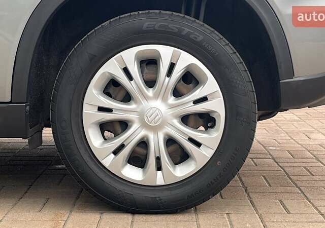 Серый Сузуки Витара, объемом двигателя 1.59 л и пробегом 143 тыс. км за 14308 $, фото 14 на Automoto.ua