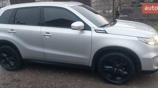 Серый Сузуки Витара, объемом двигателя 1.37 л и пробегом 90 тыс. км за 16100 $, фото 20 на Automoto.ua
