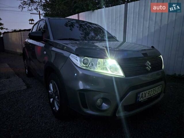 Серый Сузуки Витара, объемом двигателя 1.59 л и пробегом 147 тыс. км за 14444 $, фото 50 на Automoto.ua