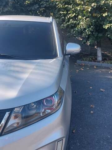 Серый Сузуки Витара, объемом двигателя 1.37 л и пробегом 90 тыс. км за 16100 $, фото 4 на Automoto.ua