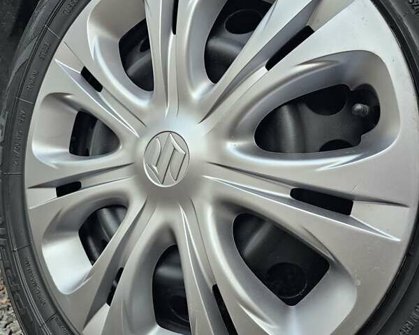 Серый Сузуки Витара, объемом двигателя 1.59 л и пробегом 147 тыс. км за 14444 $, фото 5 на Automoto.ua