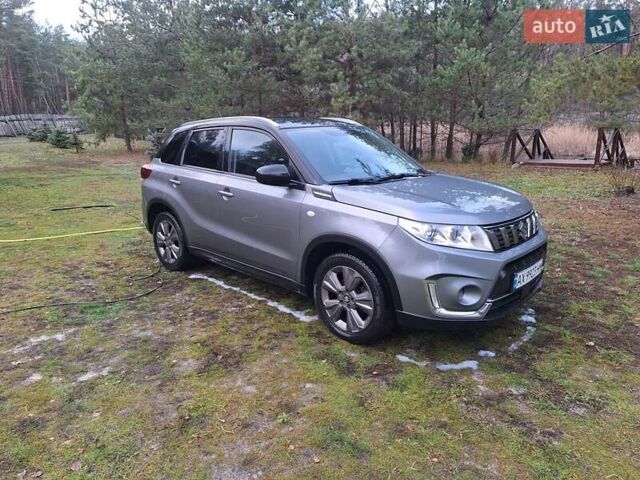 Сірий Сузукі Вітара, об'ємом двигуна 1 л та пробігом 88 тис. км за 17000 $, фото 3 на Automoto.ua