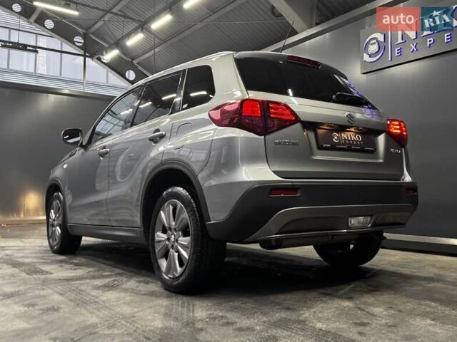 Серый Сузуки Витара, объемом двигателя 1 л и пробегом 58 тыс. км за 17900 $, фото 22 на Automoto.ua