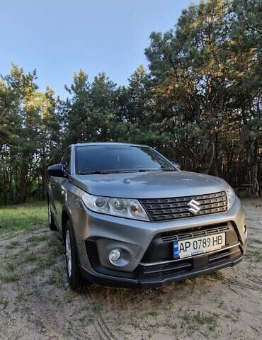 Серый Сузуки Витара, объемом двигателя 1 л и пробегом 150 тыс. км за 13000 $, фото 10 на Automoto.ua