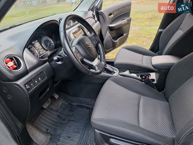 Сірий Сузукі Вітара, об'ємом двигуна 1 л та пробігом 88 тис. км за 17000 $, фото 19 на Automoto.ua