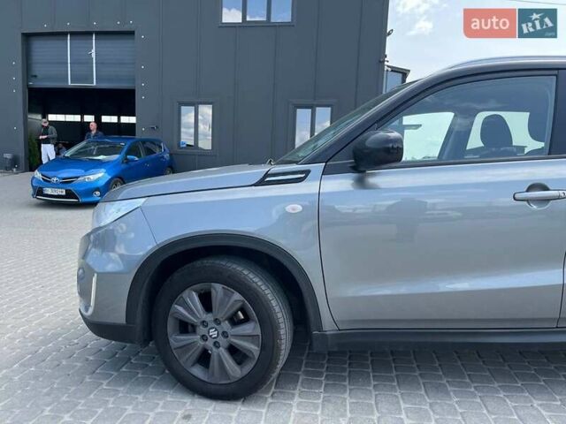 Серый Сузуки Витара, объемом двигателя 1 л и пробегом 103 тыс. км за 17300 $, фото 10 на Automoto.ua