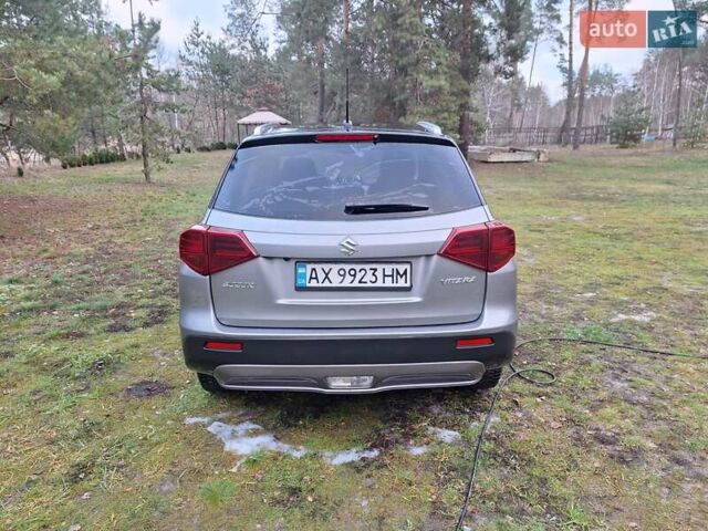 Сірий Сузукі Вітара, об'ємом двигуна 1 л та пробігом 88 тис. км за 17000 $, фото 5 на Automoto.ua