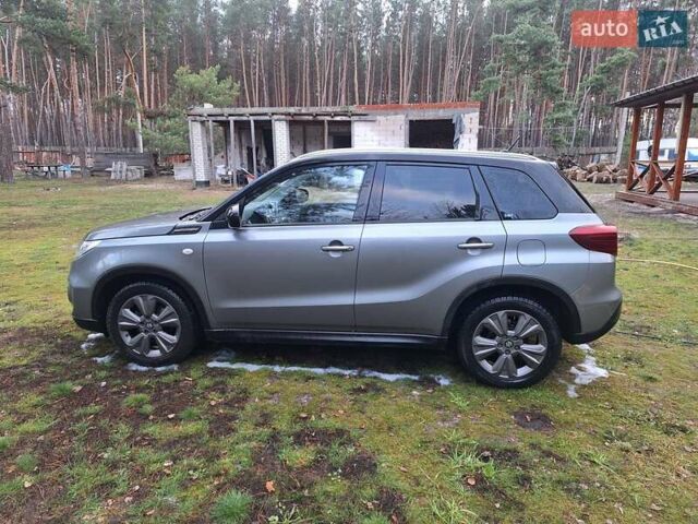 Сірий Сузукі Вітара, об'ємом двигуна 1 л та пробігом 88 тис. км за 17000 $, фото 9 на Automoto.ua