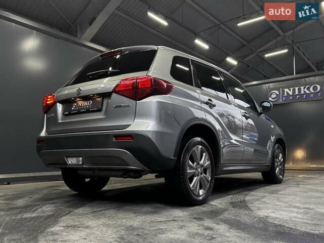 Серый Сузуки Витара, объемом двигателя 1 л и пробегом 58 тыс. км за 17900 $, фото 23 на Automoto.ua