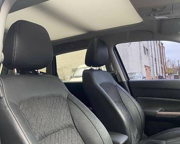 Сірий Сузукі Вітара, об'ємом двигуна 1.37 л та пробігом 88 тис. км за 19500 $, фото 5 на Automoto.ua