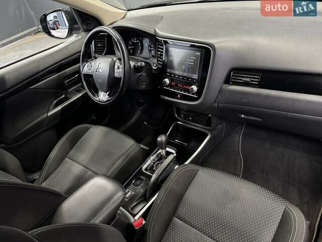 Серый Сузуки Витара, объемом двигателя 1 л и пробегом 58 тыс. км за 17900 $, фото 9 на Automoto.ua