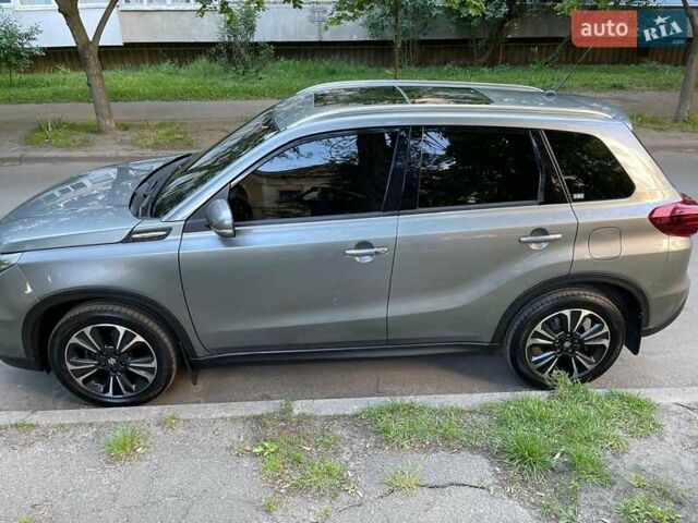 Сірий Сузукі Вітара, об'ємом двигуна 1.4 л та пробігом 64 тис. км за 19300 $, фото 65 на Automoto.ua