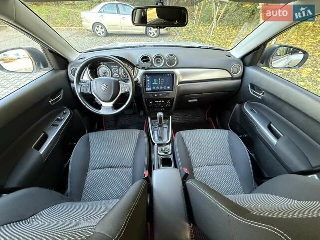 Серый Сузуки Витара, объемом двигателя 1.59 л и пробегом 39 тыс. км за 19900 $, фото 60 на Automoto.ua