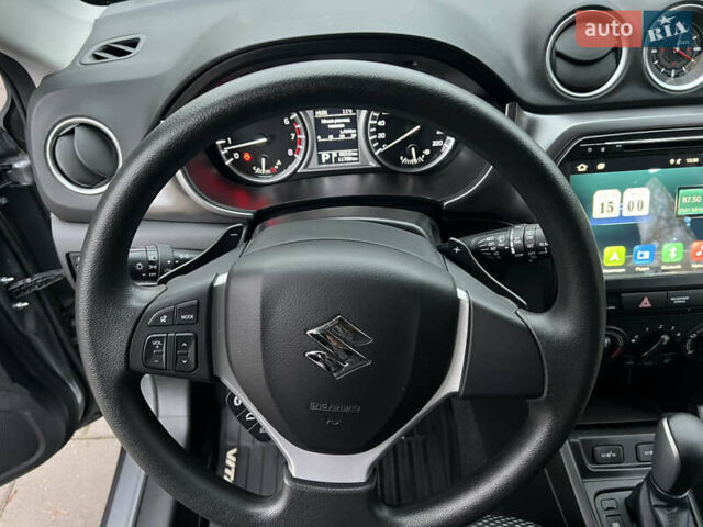 Сірий Сузукі Вітара, об'ємом двигуна 1.59 л та пробігом 11 тис. км за 19900 $, фото 26 на Automoto.ua