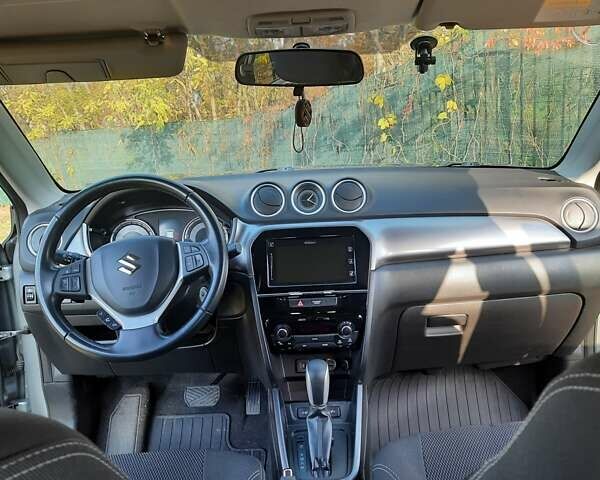 Сірий Сузукі Вітара, об'ємом двигуна 1.59 л та пробігом 35 тис. км за 19500 $, фото 15 на Automoto.ua