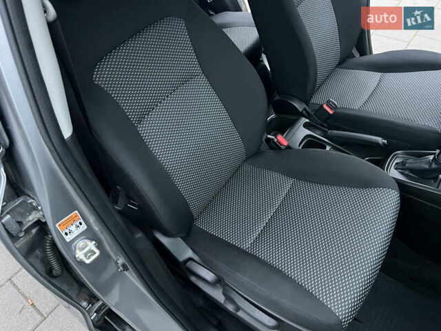 Сірий Сузукі Вітара, об'ємом двигуна 1.59 л та пробігом 11 тис. км за 19900 $, фото 44 на Automoto.ua