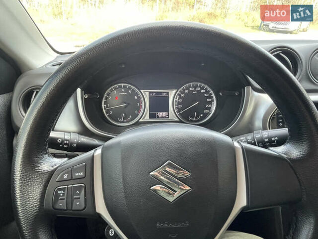 Серый Сузуки Витара, объемом двигателя 1.59 л и пробегом 66 тыс. км за 17999 $, фото 18 на Automoto.ua