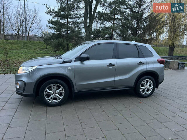 Сірий Сузукі Вітара, об'ємом двигуна 1.59 л та пробігом 11 тис. км за 19900 $, фото 7 на Automoto.ua