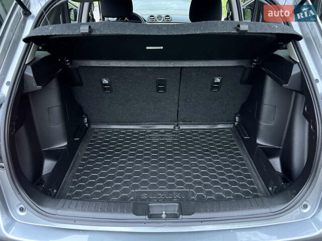 Серый Сузуки Витара, объемом двигателя 1.59 л и пробегом 11 тыс. км за 20400 $, фото 51 на Automoto.ua
