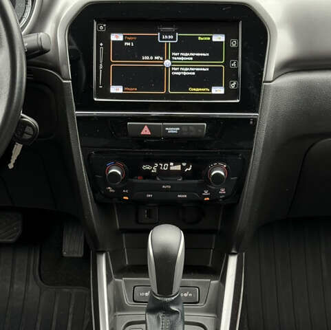 Сірий Сузукі Вітара, об'ємом двигуна 1.59 л та пробігом 35 тис. км за 19500 $, фото 18 на Automoto.ua