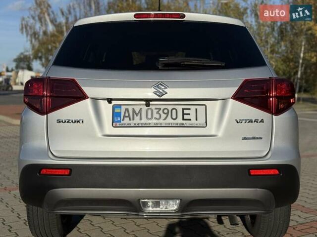 Серый Сузуки Витара, объемом двигателя 1.59 л и пробегом 39 тыс. км за 19900 $, фото 15 на Automoto.ua