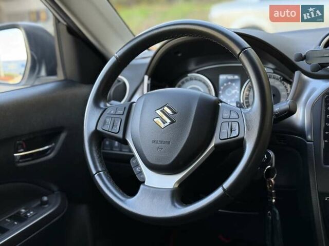Серый Сузуки Витара, объемом двигателя 1.59 л и пробегом 39 тыс. км за 19900 $, фото 62 на Automoto.ua