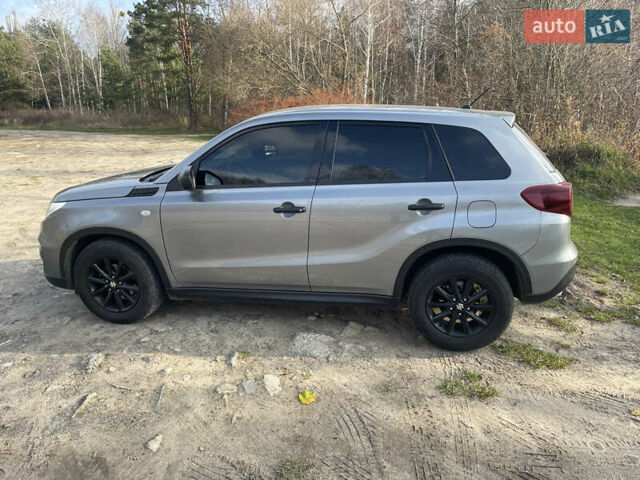 Серый Сузуки Витара, объемом двигателя 1.59 л и пробегом 66 тыс. км за 17999 $, фото 7 на Automoto.ua