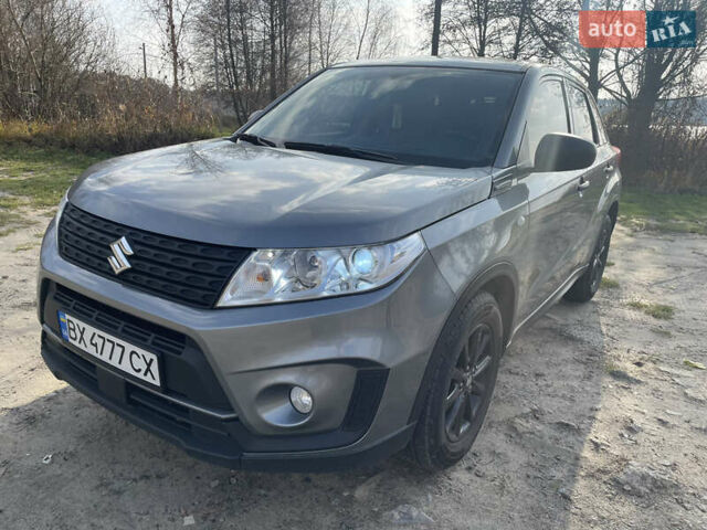 Серый Сузуки Витара, объемом двигателя 1.59 л и пробегом 66 тыс. км за 17999 $, фото 11 на Automoto.ua