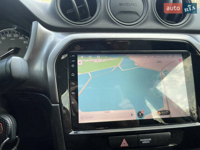 Серый Сузуки Витара, объемом двигателя 1.59 л и пробегом 66 тыс. км за 17999 $, фото 12 на Automoto.ua