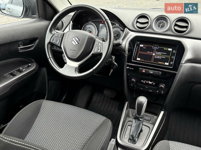 Сірий Сузукі Вітара, об'ємом двигуна 1.59 л та пробігом 35 тис. км за 19500 $, фото 26 на Automoto.ua