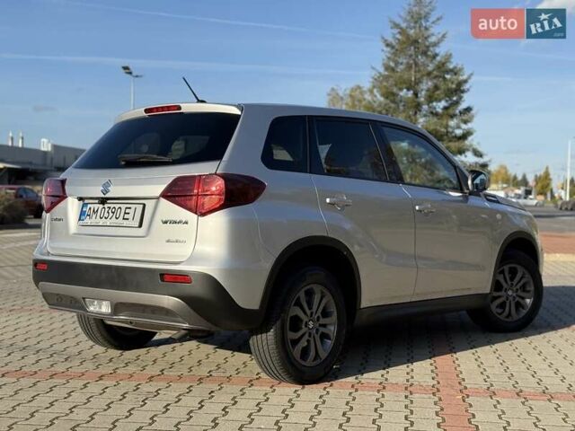 Серый Сузуки Витара, объемом двигателя 1.59 л и пробегом 39 тыс. км за 19900 $, фото 18 на Automoto.ua