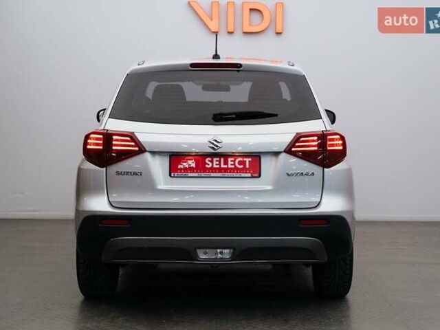 Сірий Сузукі Вітара, об'ємом двигуна 1.59 л та пробігом 86 тис. км за 15560 $, фото 3 на Automoto.ua