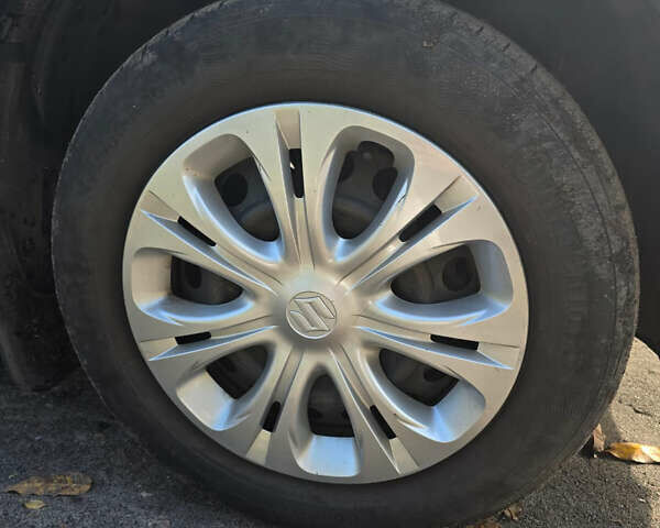 Серый Сузуки Витара, объемом двигателя 1.59 л и пробегом 55 тыс. км за 17800 $, фото 10 на Automoto.ua