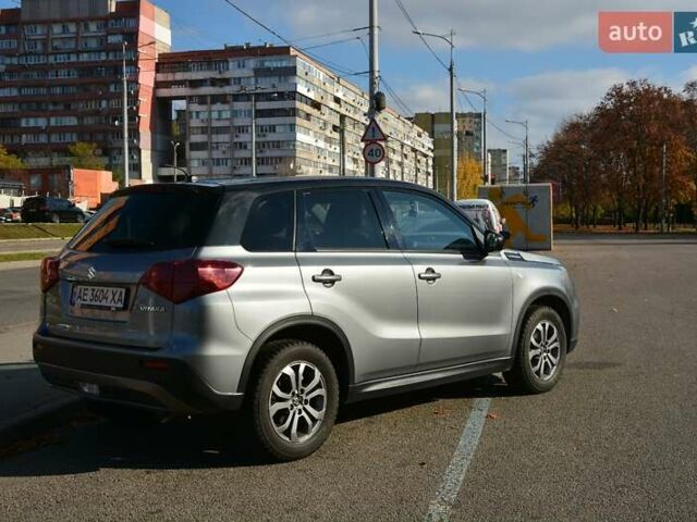 Сірий Сузукі Вітара, об'ємом двигуна 1.59 л та пробігом 35 тис. км за 19500 $, фото 6 на Automoto.ua