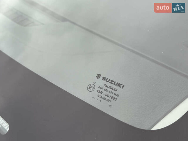 Сірий Сузукі Вітара, об'ємом двигуна 1.59 л та пробігом 35 тис. км за 19500 $, фото 34 на Automoto.ua