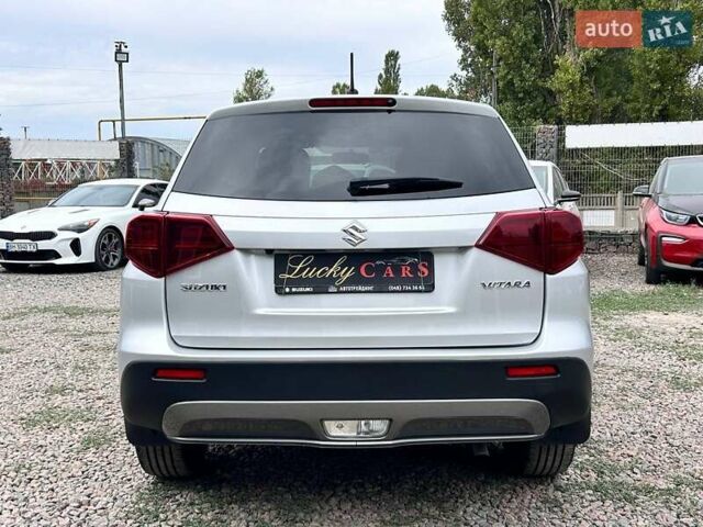 Серый Сузуки Витара, объемом двигателя 1.59 л и пробегом 42 тыс. км за 22500 $, фото 5 на Automoto.ua