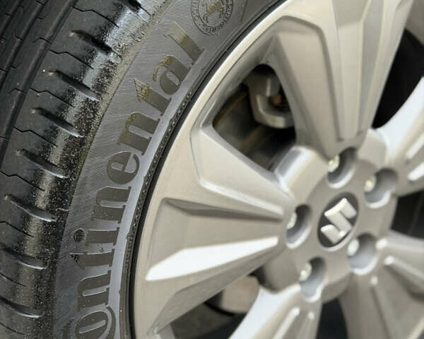 Сірий Сузукі Вітара, об'ємом двигуна 1.37 л та пробігом 11 тис. км за 23800 $, фото 11 на Automoto.ua