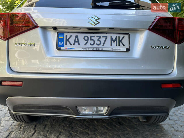 Серый Сузуки Витара, объемом двигателя 1.59 л и пробегом 28 тыс. км за 22299 $, фото 34 на Automoto.ua