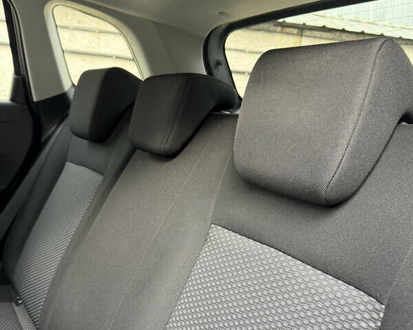 Сірий Сузукі Вітара, об'ємом двигуна 1.37 л та пробігом 11 тис. км за 23800 $, фото 23 на Automoto.ua