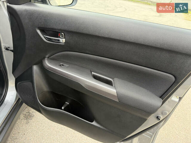 Сірий Сузукі Вітара, об'ємом двигуна 1.37 л та пробігом 11 тис. км за 23800 $, фото 31 на Automoto.ua